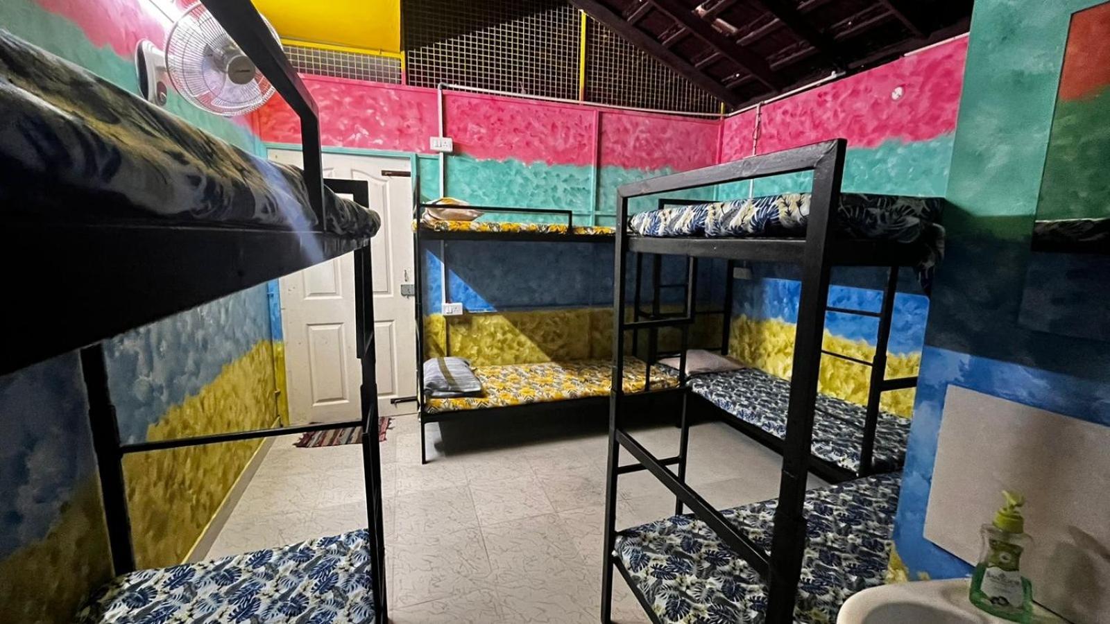 Santa Maria Hostel Munroe Island Mundrothuruth 外观 照片